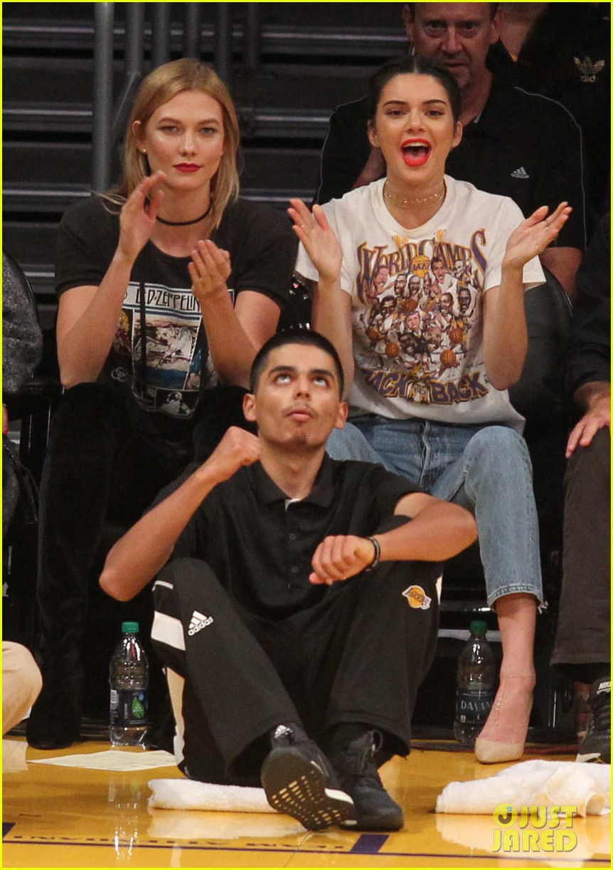kendall jenner and karlie kloss sit courtside while cheering on lakers jordan clarkson 03