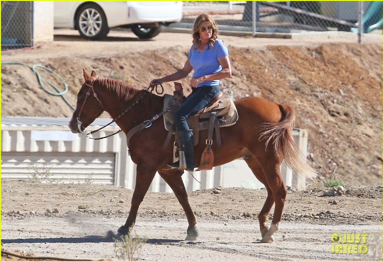 kendall caitlyn jenner go horseback riding 47
