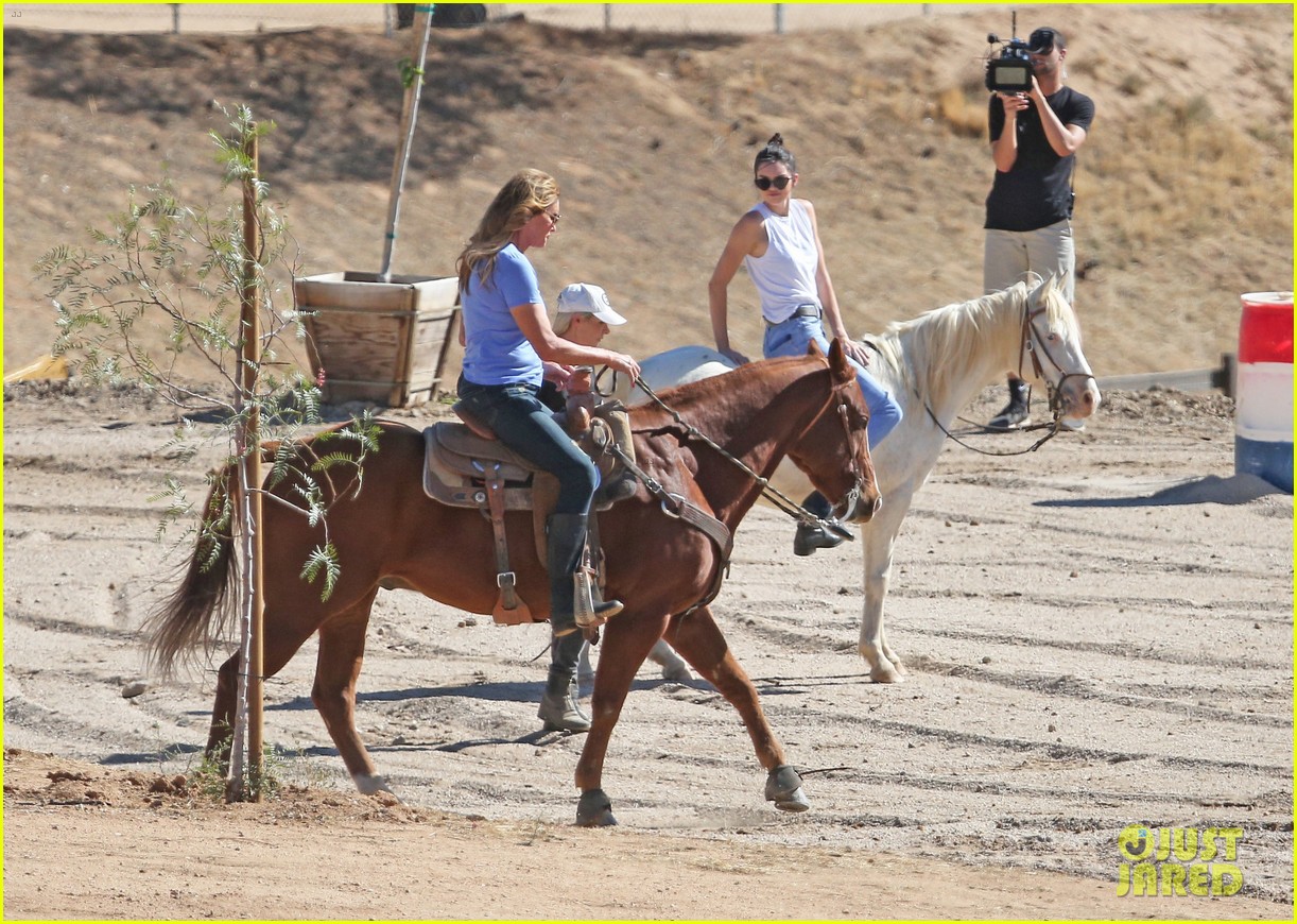 kendall caitlyn jenner go horseback riding 59