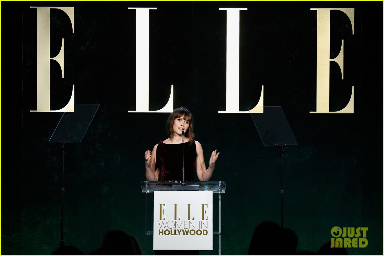 felicity jones and aja naomi king honored at elle women in hollywood awards3 16