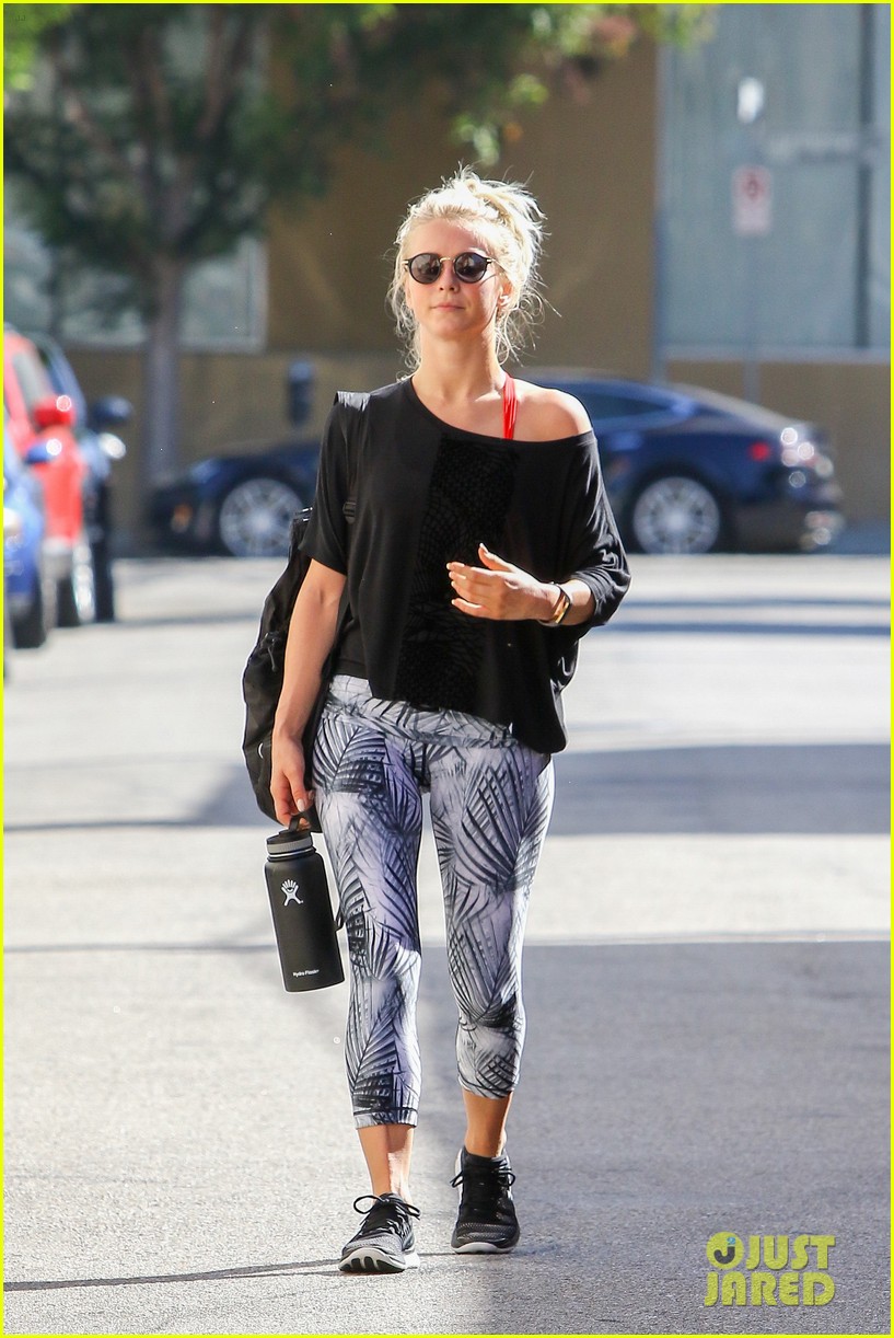 julianne hough amber rose apology workout 27