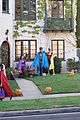 lily luke halloween costumes modern family tonight 30