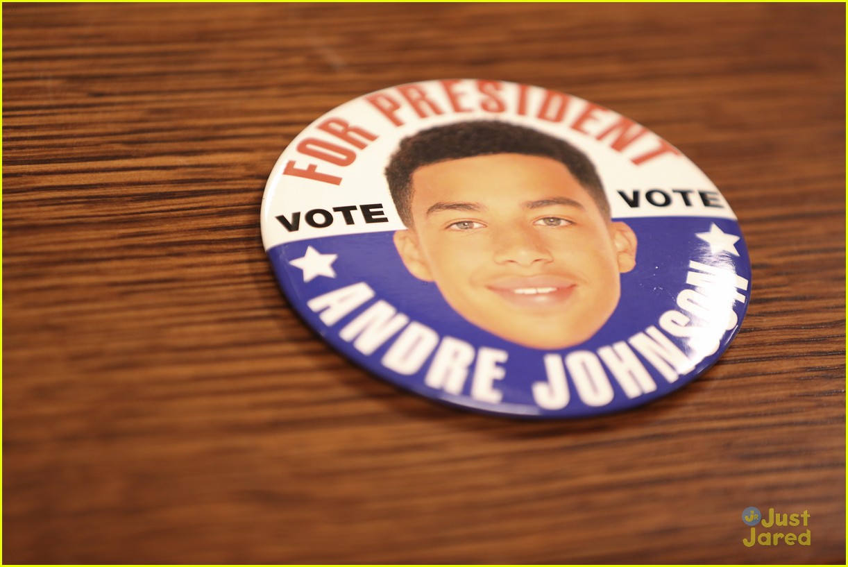 marcus scribner chats election episode blackish 04
