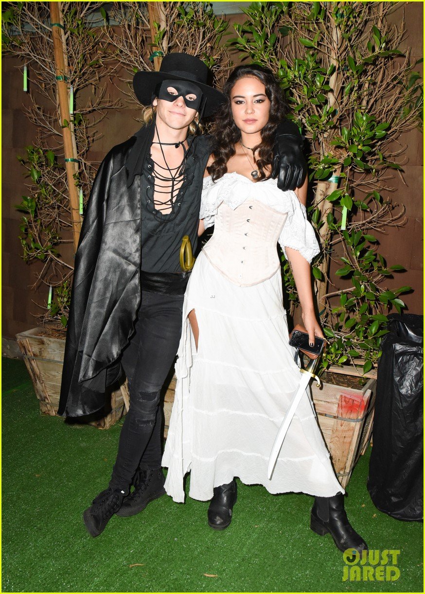 ross lynch courtney eaton couple up at just jared halloween party 12