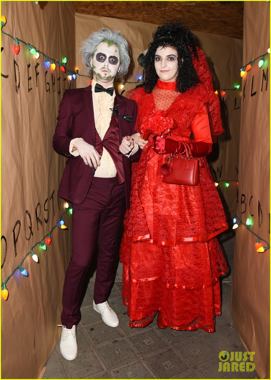 ross lynch courtney eaton couple up at just jared halloween party 14