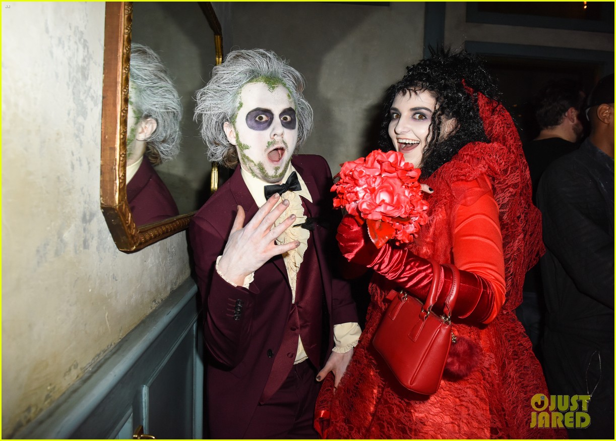 ross lynch courtney eaton couple up at just jared halloween party 19