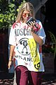 sofia richie visits a pet shop in beverly hills 02