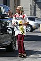 sofia richie visits a pet shop in beverly hills 19