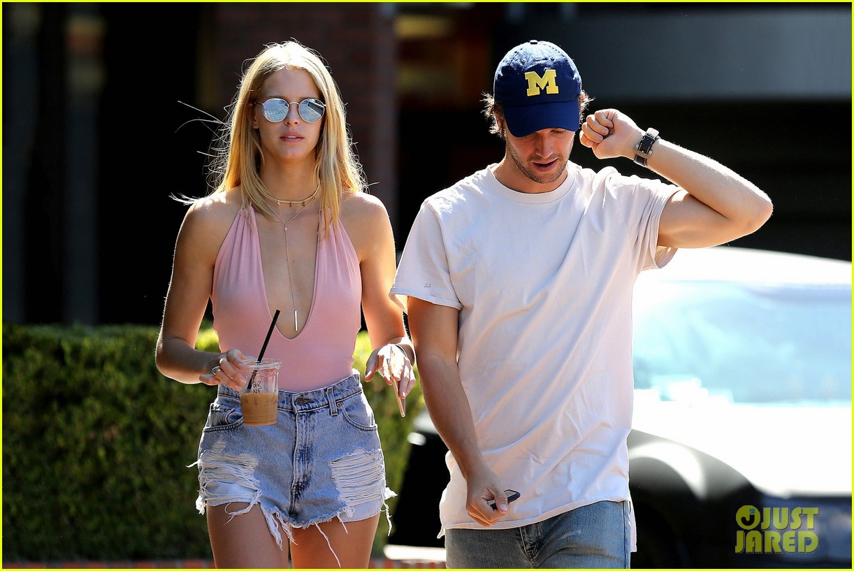 patrick schwarzenegger abby champion grab afternoon snacks brentwood 21