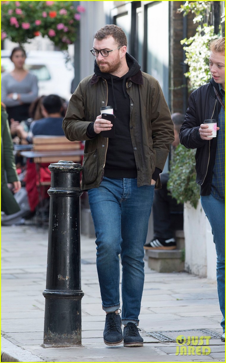 sam smith hangs out with friends in london00404mytext