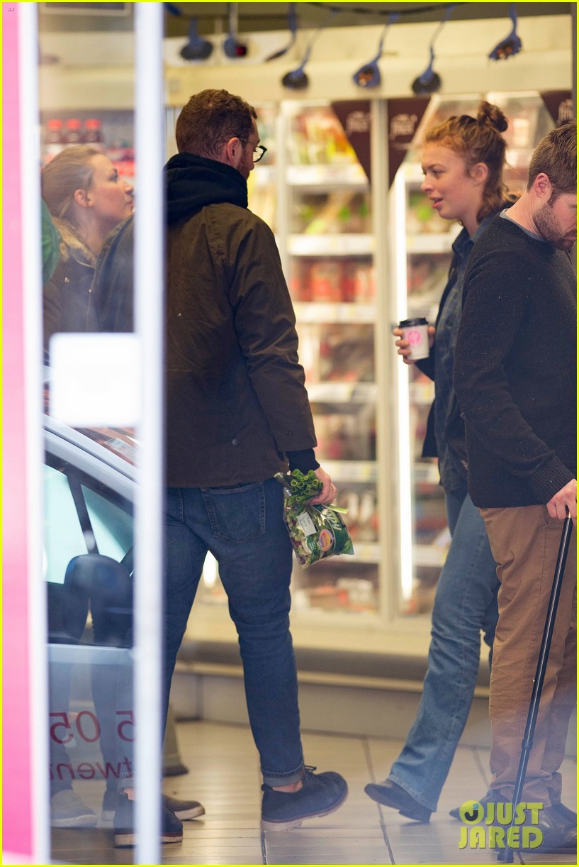 sam smith hangs out with friends in london00808mytext