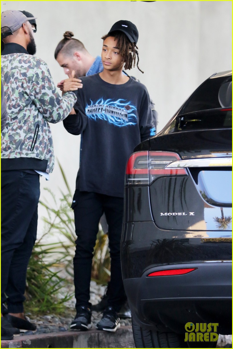 jaden and willow hang out in weho00907mytext