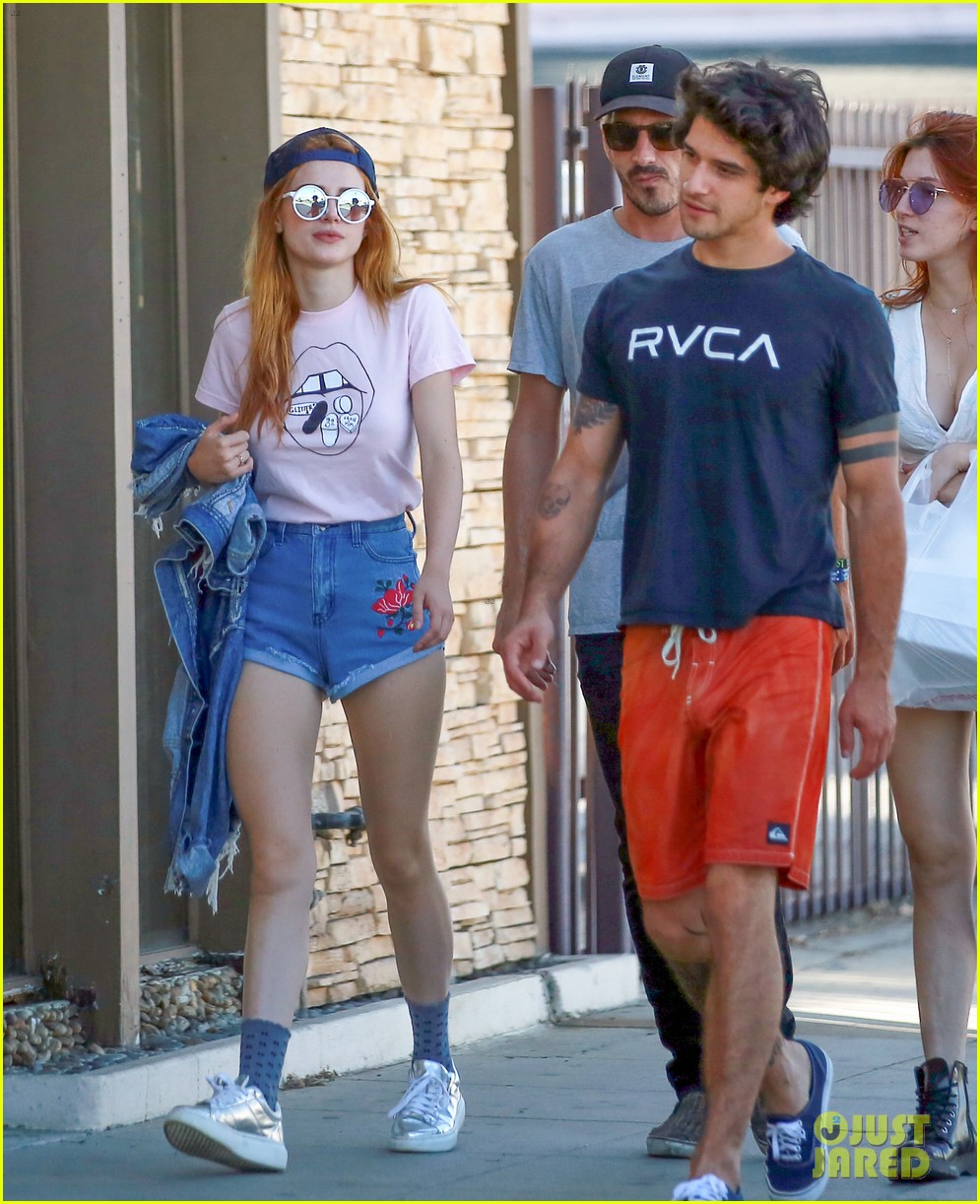 bella thorne tyler posey show off pda after tyler confirms crush 06