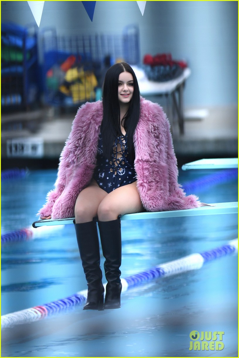 ariel winter opens up about online body shamers 03