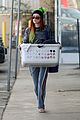 bella thorne laundry day with sis dani 03