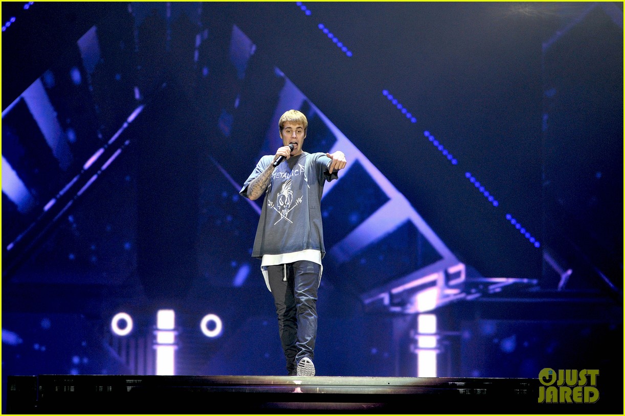 justin bieber to perform on amas from switzerland 08