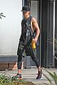 austin butler shows off his muscles while leaving the gym 02