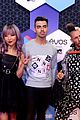 dnce brings body moves to mtv ema 2016 06