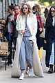 gigi hadid grabs lunch with girlfriends in nyc 16