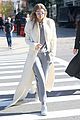 gigi hadid grabs lunch with girlfriends in nyc 23