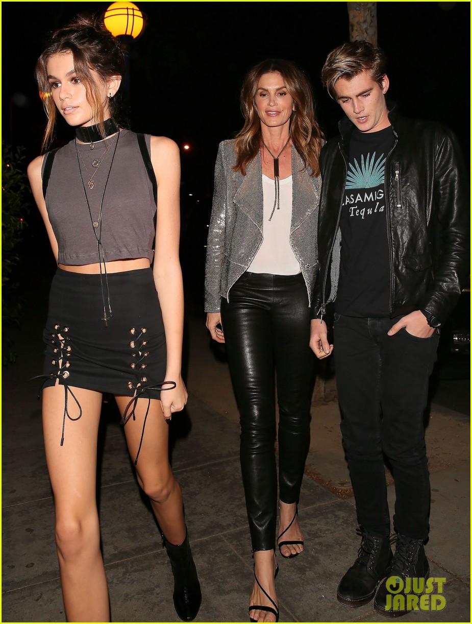cindy crawford and kaia gerber attend kendall jenners 21st birthday party 13
