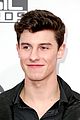 shawn mendes amas 2016 red carpet 03