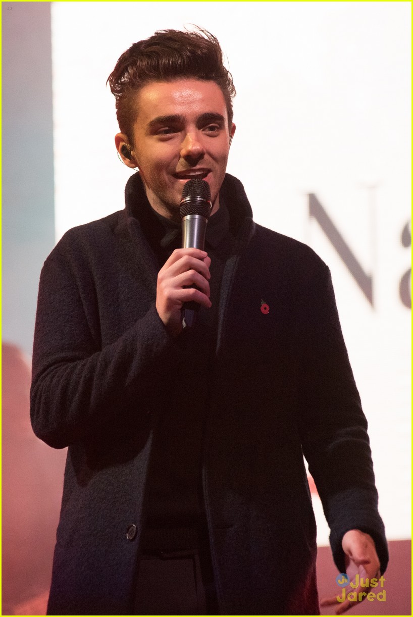 nathan sykes meadowhall lights switch on 03