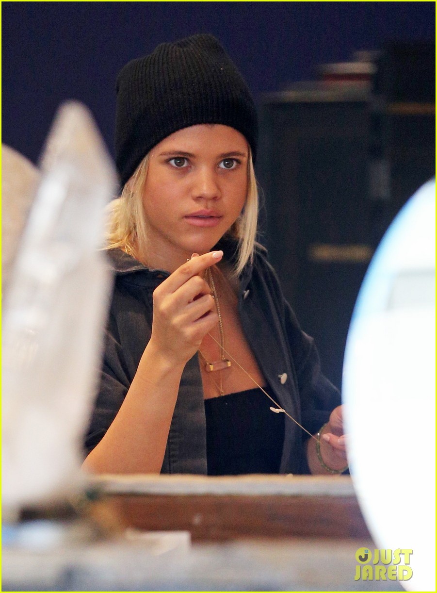sofia richie stuns on latest cover of sweets magazine 17