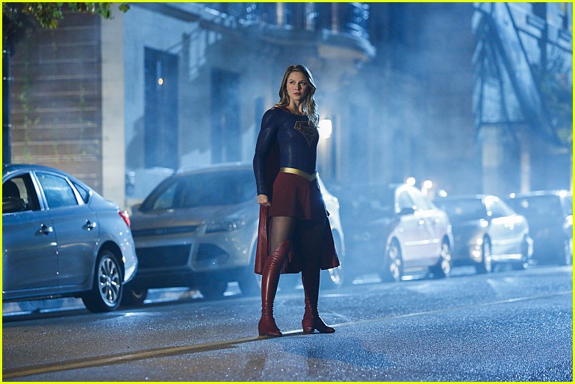 supergirl changing episode photos 10