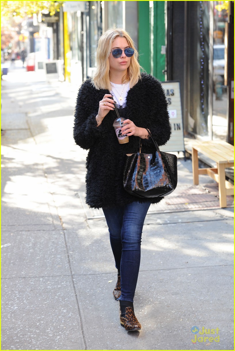 ashley benson fall style steal lucy hale coffee 13