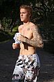 justin bieber goes shirtless for afternoon jog 39
