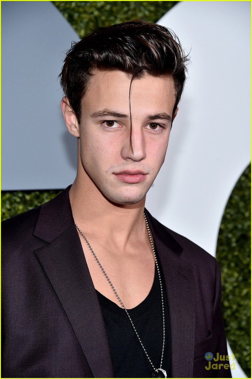 cameron dallas gq moty party marcus nick tom more 09