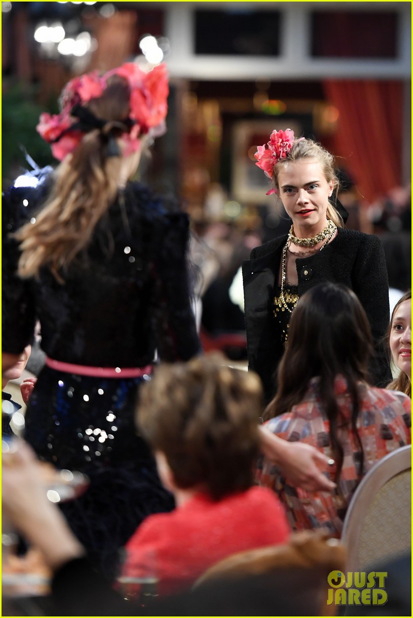 cara delevingne returns to chanel runway with lily rose depp 09