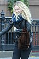 dakota fanning holds hands with mystery man in nyc2 04
