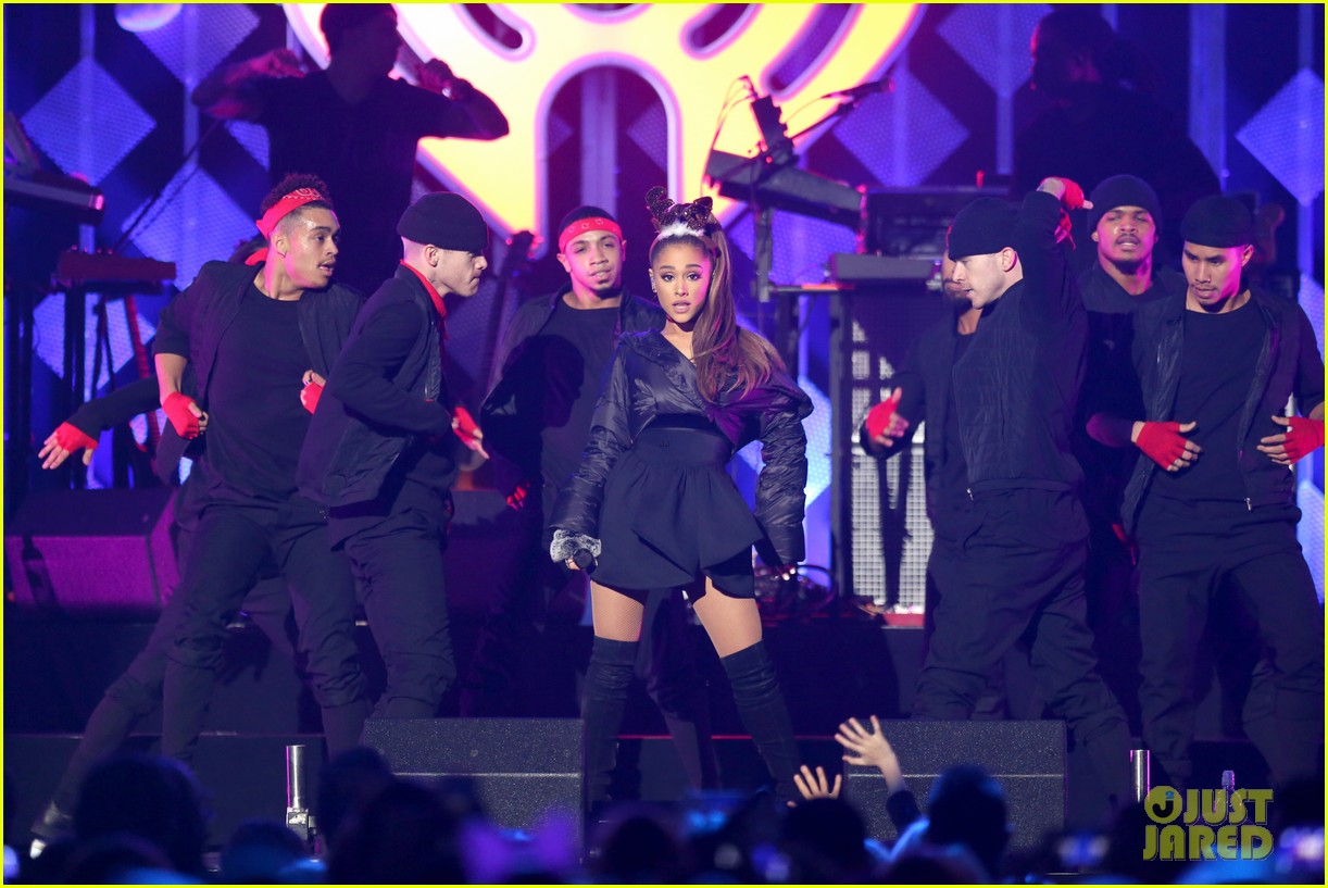 ariana grande dnce rock out at jingle ball 13