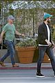 liam hemsworth enjoys lunch with his parents in malibu 02