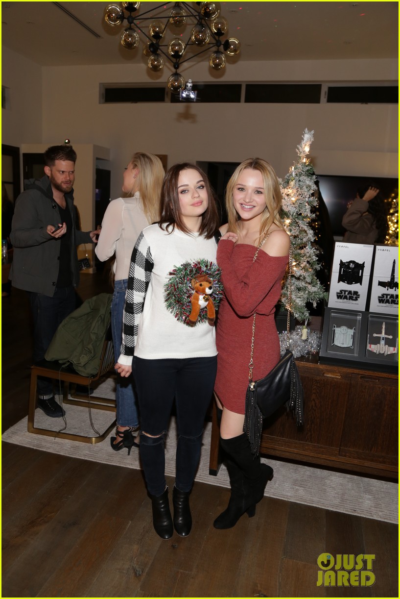 joey king nolan gould just jared holiday party 01