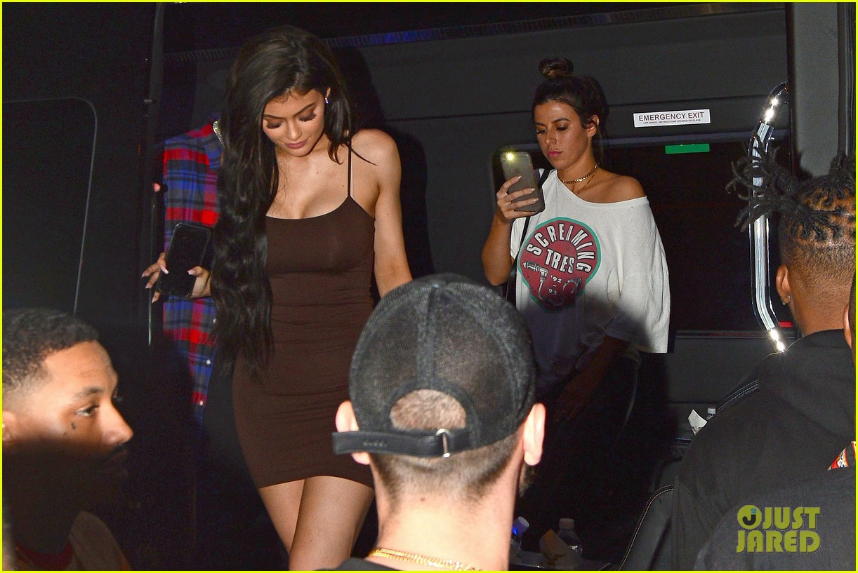 kylie jenner holiday collection giveaway art basel 07