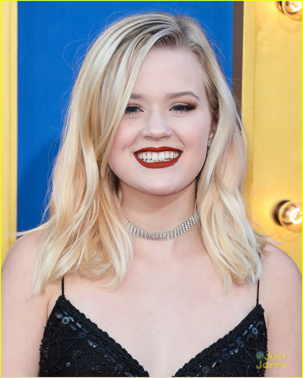 laurie hernandez ava phillippe sing premiere 14