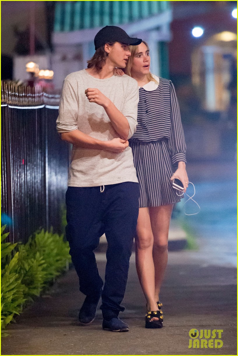 suki waterhouse takes nighttime stroll with brother charlie in barbados 06