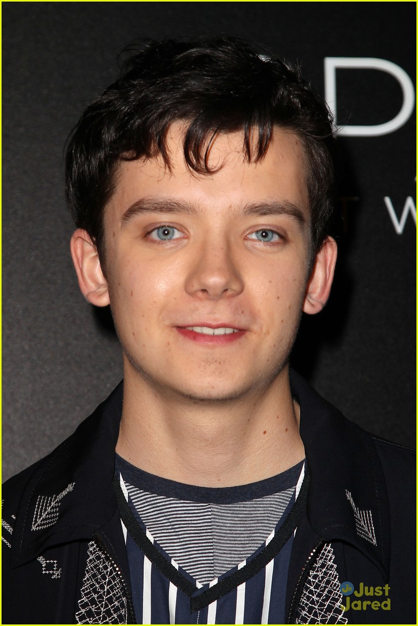 asa butterfield space between ankle weights nyc premiere 06