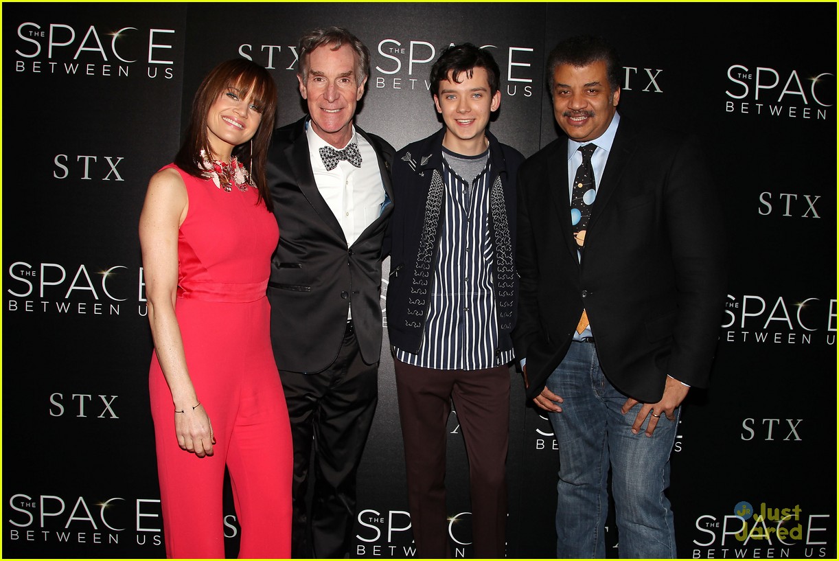 asa butterfield space between ankle weights nyc premiere 19