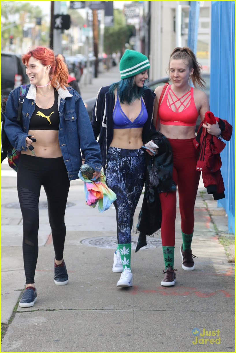 bella thorne workout blue outfit new cat possibly snaps 21
