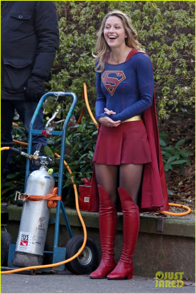 melissa benoist gets back to supergirl filming after filing from divorce from blake jenner 08