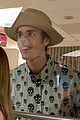 justin bieber makes funny faces for kids at a day care 05