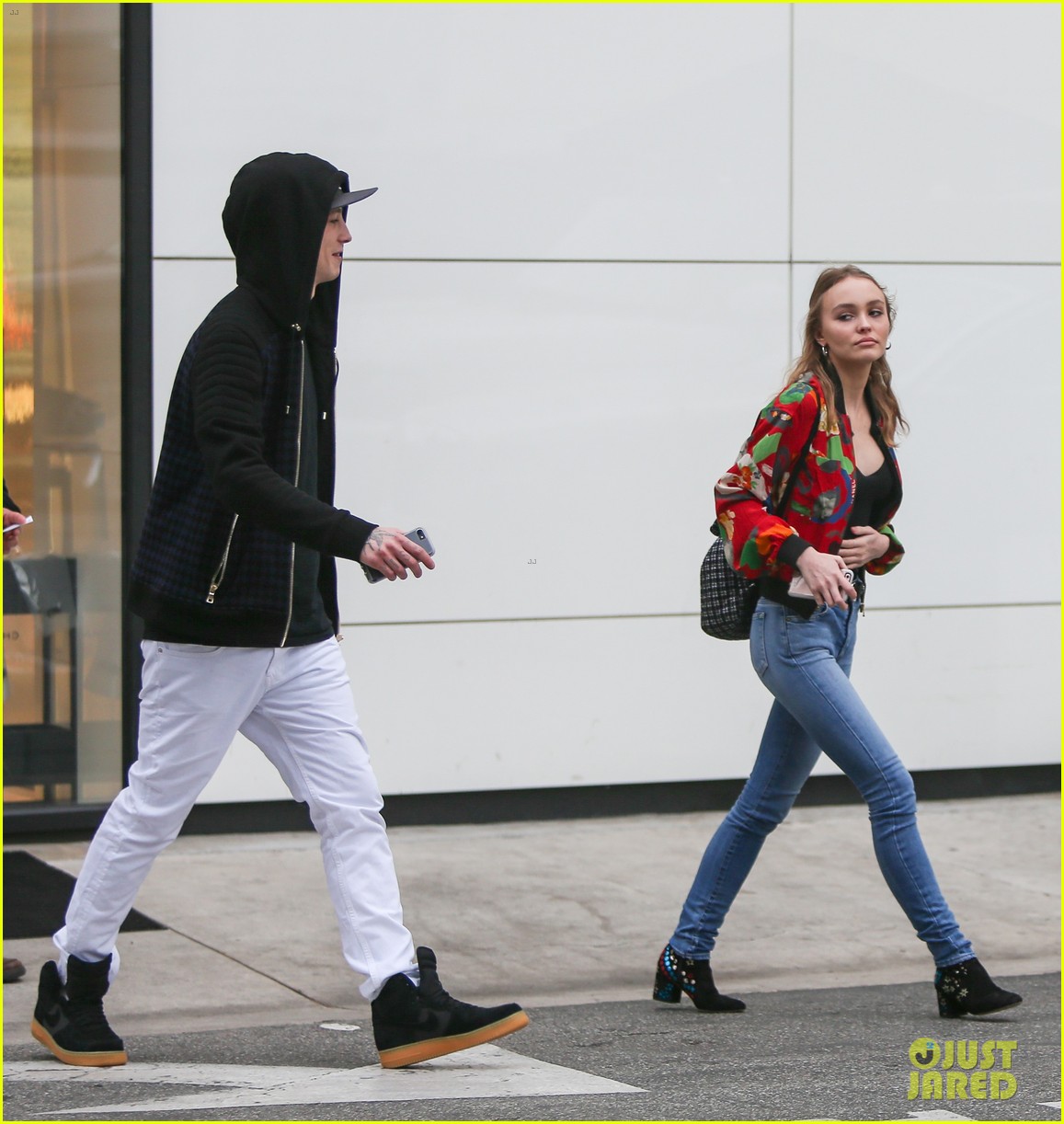 lily rose depp spends the afternoon with boyfriend ash 11