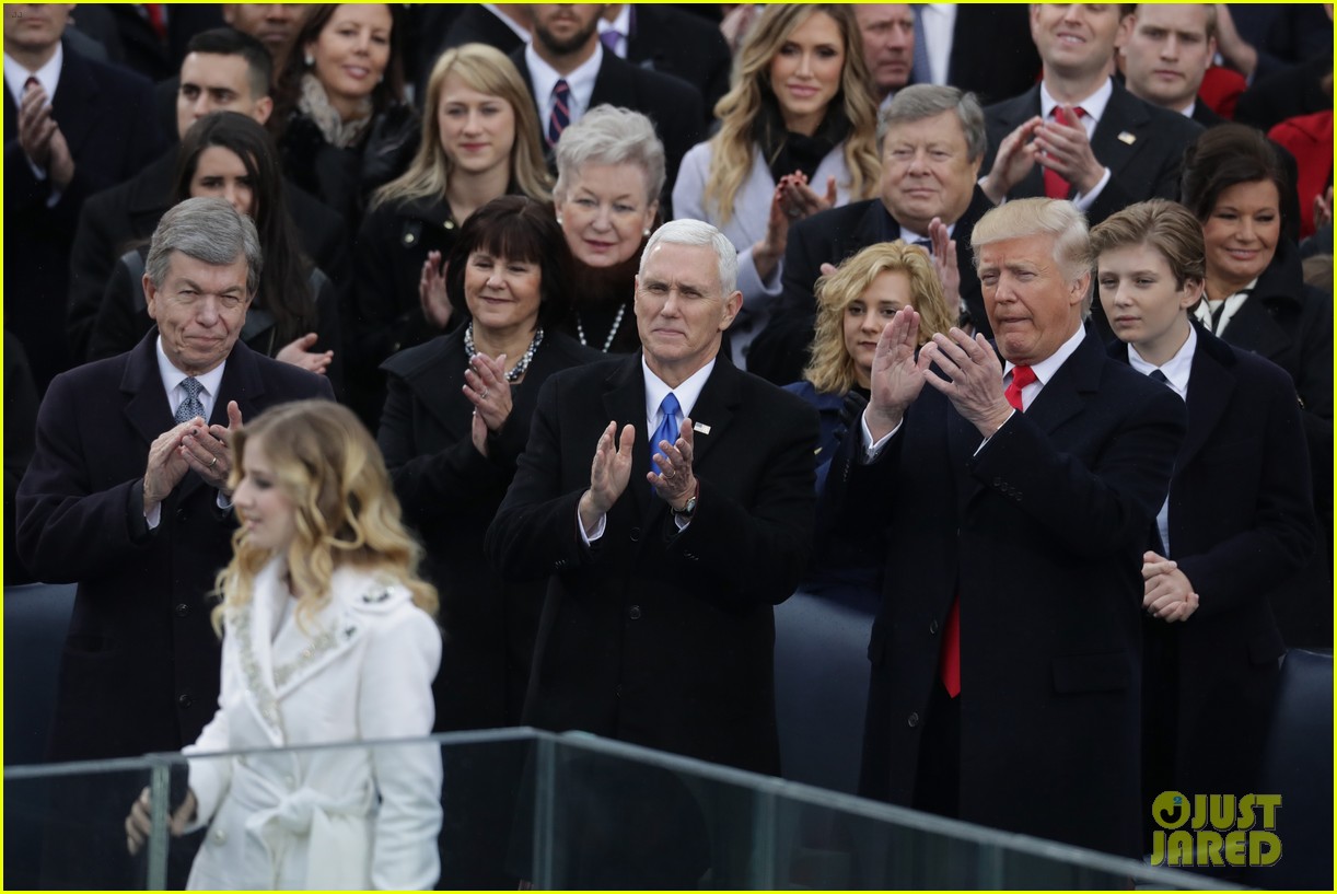 jackie evancho performs national anthem inauguration 05