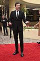 jimmy fallon rolls out the red carpet for the golden globes 05