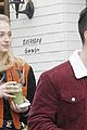 joe jonas and sophie turner hold hands at peoples choice awards after party2 01