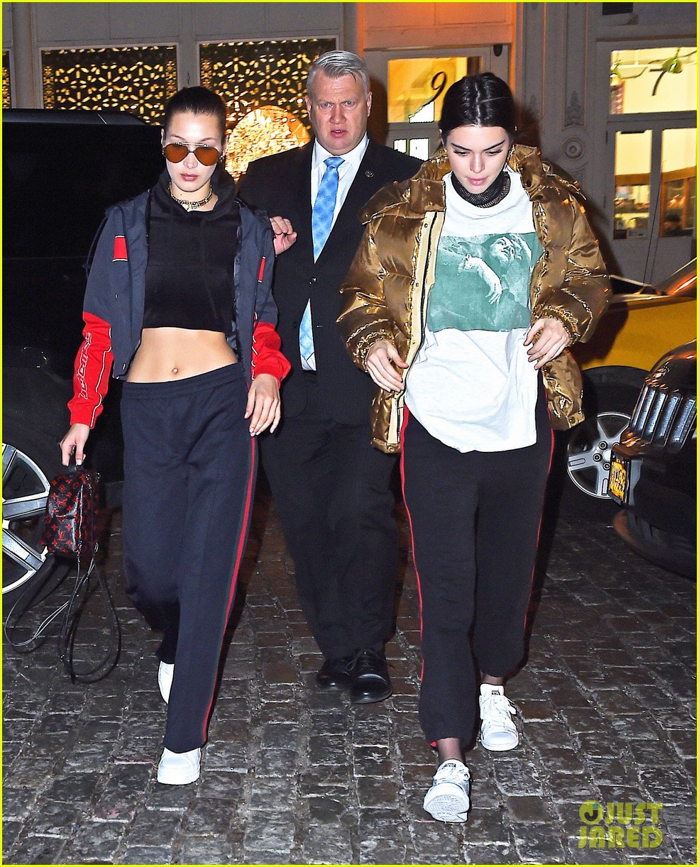 bella hadid kendall jenner get accosted by fan with flag 05